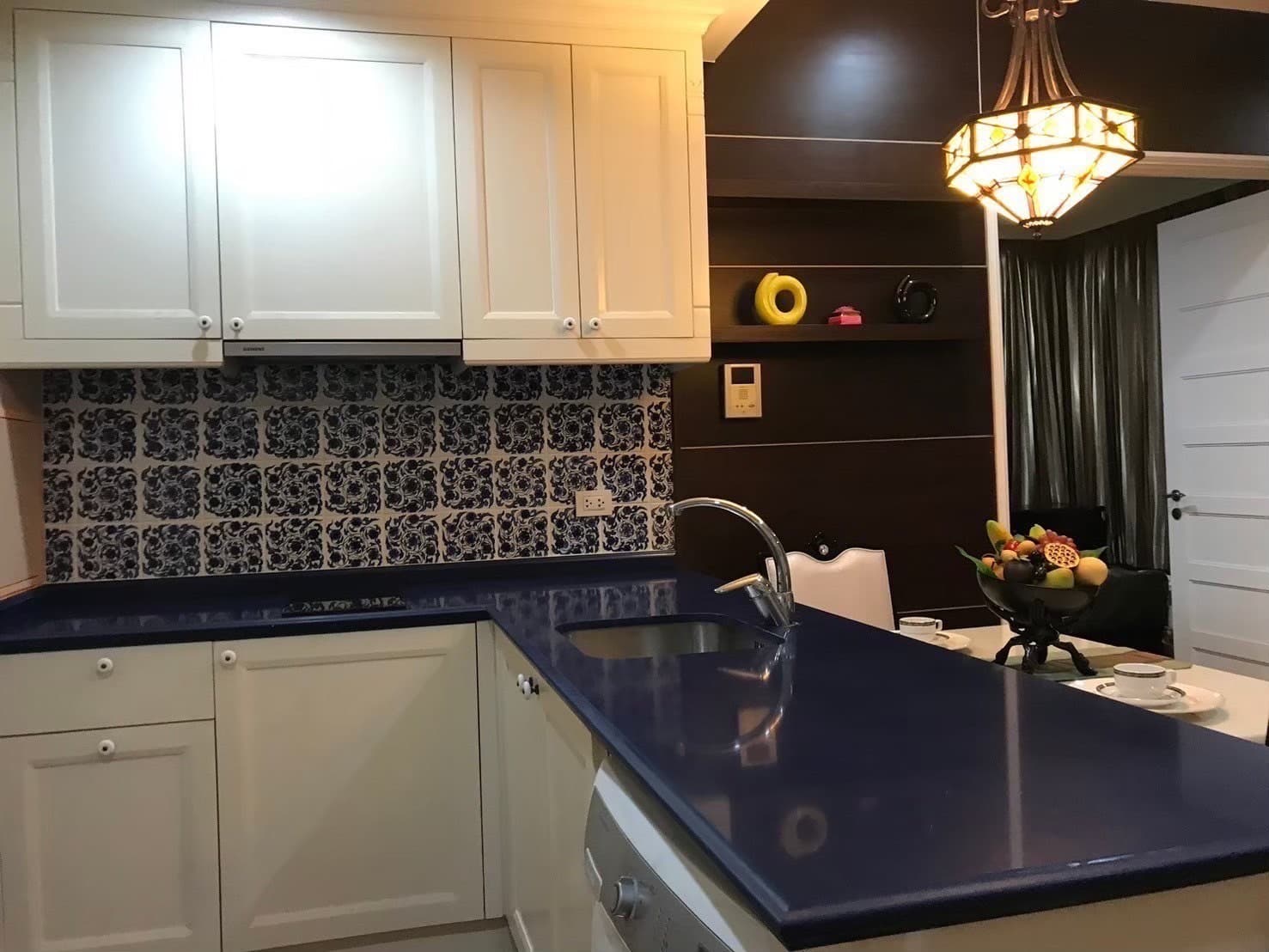 2 – 435_kitchen.jpg