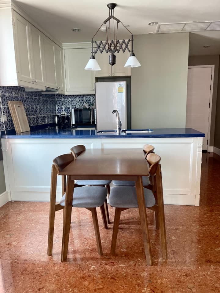 6 – 418_kitchen.jpg