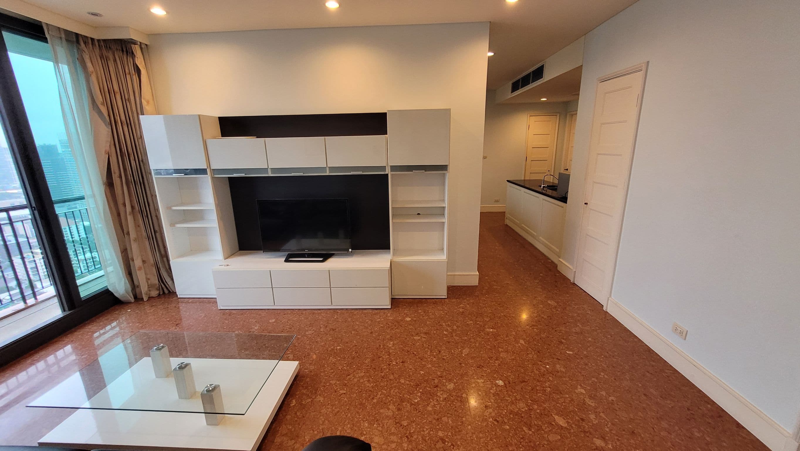 7 – 1121_living_room.jpg