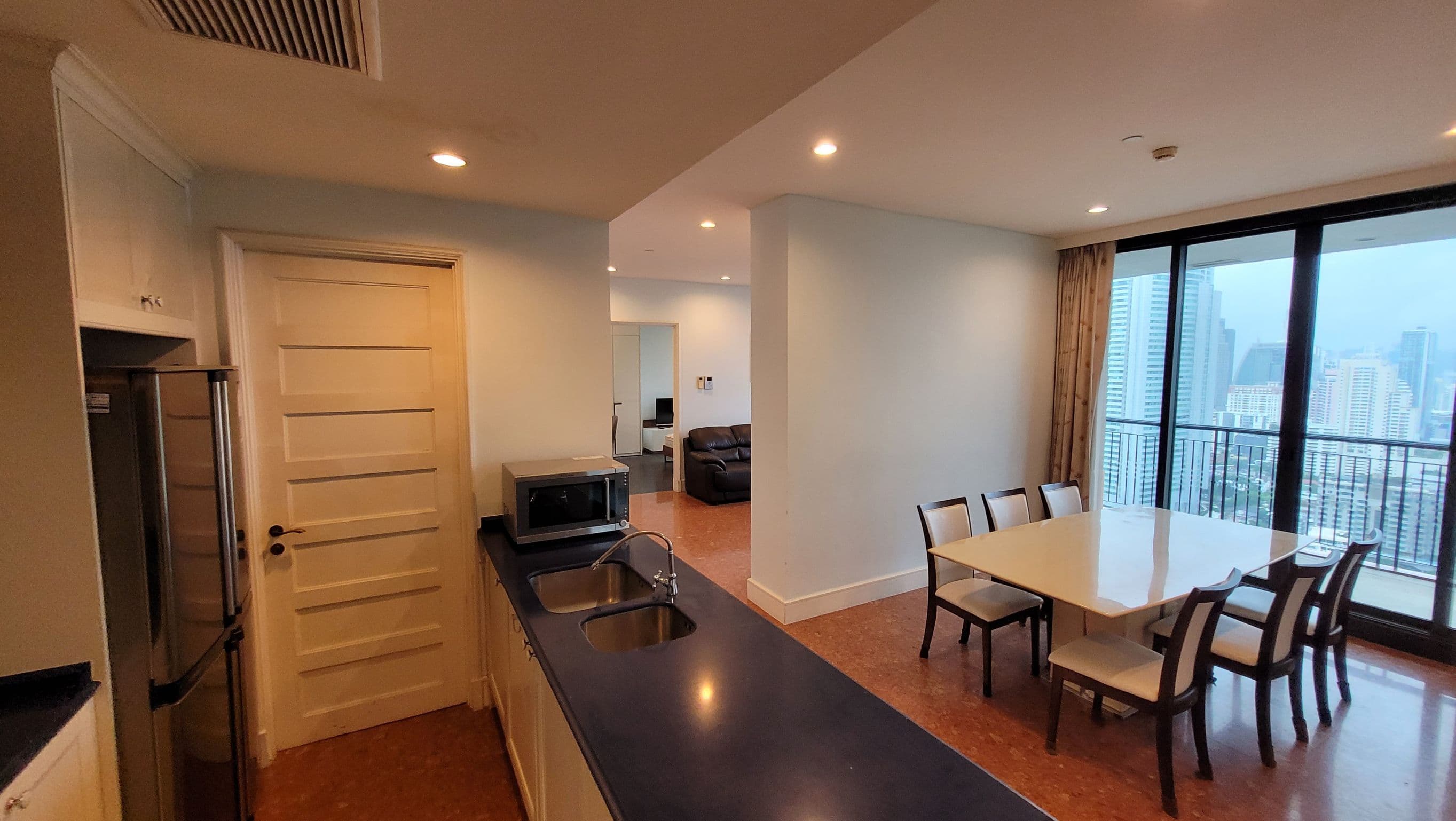 7 – 115_living_room.jpg