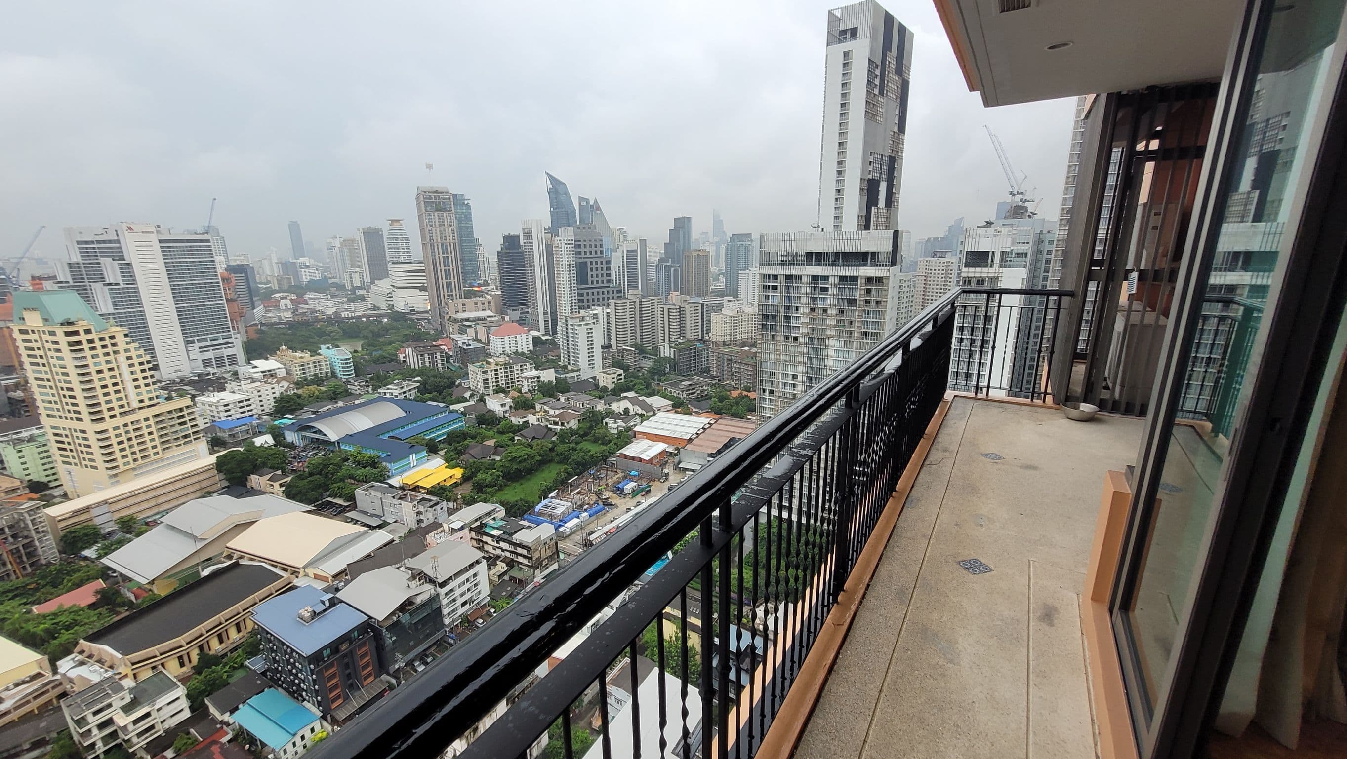 7 – 612_terrace.jpg