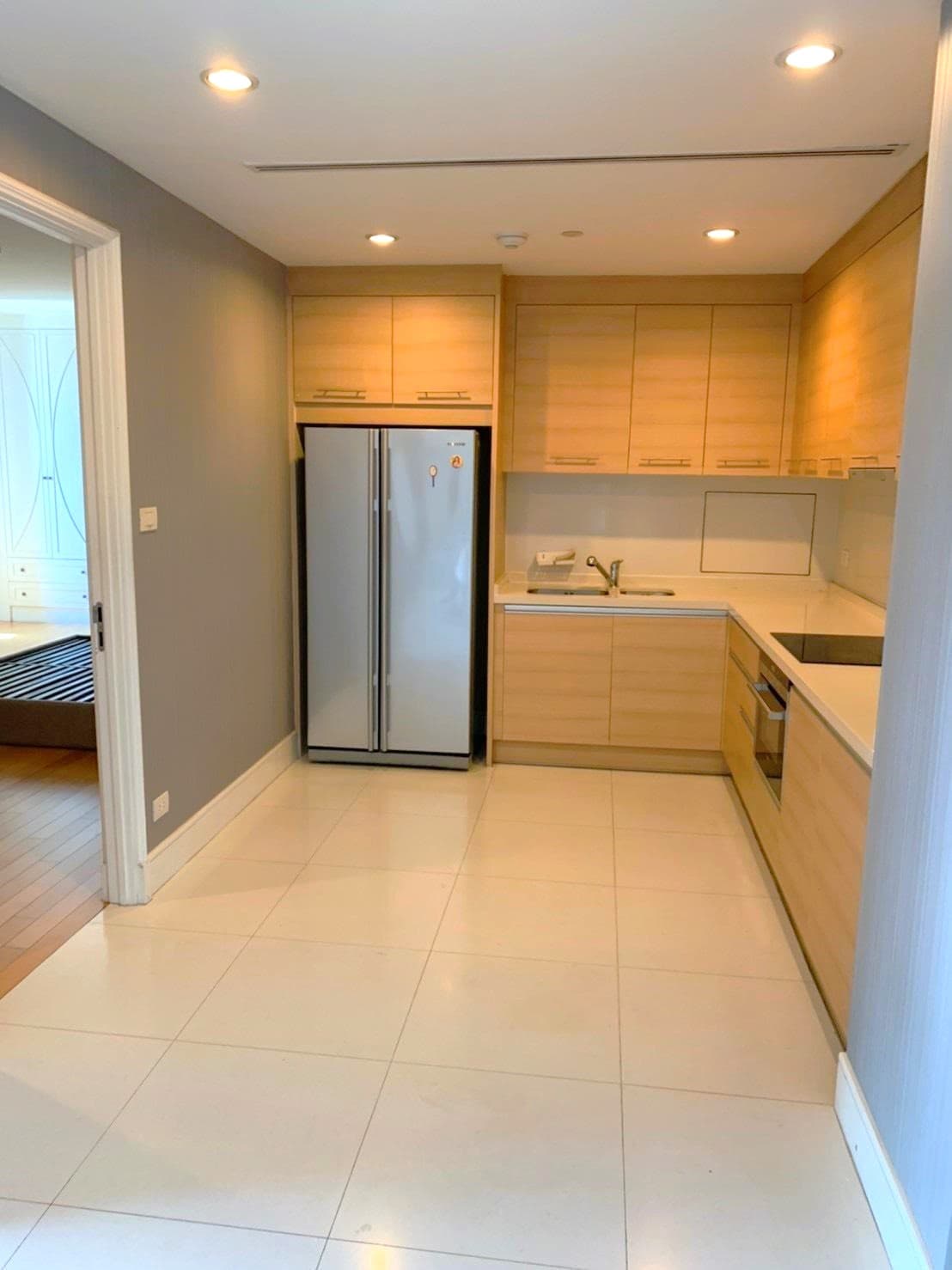 5 – 415_kitchen.jpg